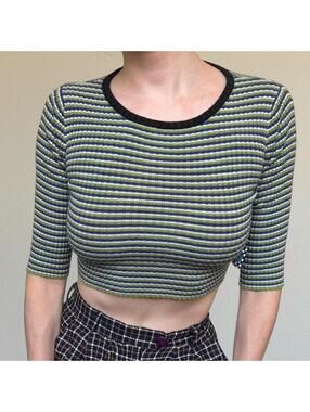 Unif striped cropped knit 3/4 sleeve top. Size xs.